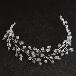 Vigne de cheveux de mariée élégante en fil d'argent avec perles et cristaux pour mariage