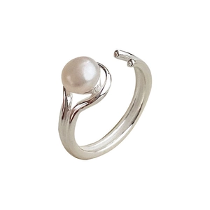 Elegant double-layered silver wavy open ring with a lustrous white pearl for women