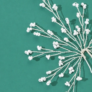 U-shaped bridal hair pin with silver wire branches and delicate white pearls