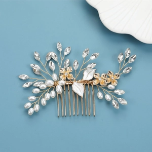 Peigne à cheveux de mariée avec perles et strass marquise sur base en fil doré
