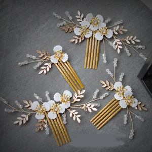 Handmade Elegant Gold Alloy White Flower Rhinestone Hair Comb Bridal Wedding Banquet Leaf Design Women Hair Accessories