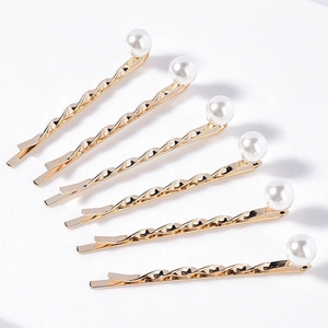 Elegant Artificial Pearl Hair Clips Gold Plated Alloy Twisted Hairpins Minimalist Bridal Wedding Daily Hair Accessories For Women Jewelry
