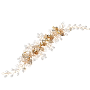 Détails de la vigne de cheveux de mariée dorée avec feuilles de cristal et perles blanches