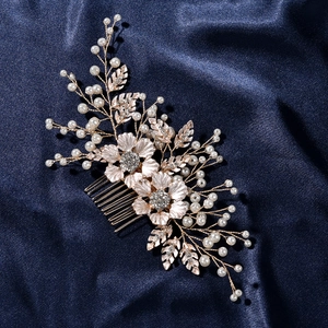 Peigne à Cheveux de Mariée Fait à la Main Fleurs Künstliche Perles Strass Alliage Floral Feuille Accessoires de Mariage pour Femmes