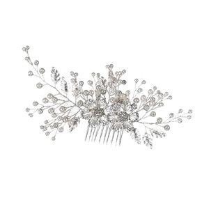Vue détaillée d'un peigne à cheveux fleurs en perles et strass pour coiffure de mariée