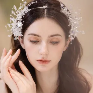 Elegante fermaglio da sposa con fiori di cristallo scintillante per acconciature da sposa