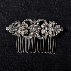 Peigne à cheveux de mariée argenté élégant avec cristaux étincelants style baroque
