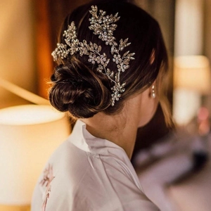 Pince à Cheveux de Luxe Faite à la Main avec Strass Marquise Mariée Mariage Alliage d'Argent Vigne Pince Latérale Élégante Coiffure de Fête Femmes