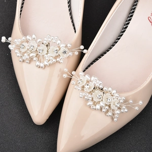 Handmade Artificial Pearl Flower Shoe Clips For Wedding Bridal Shoes Rhinestone Alloy Detachable Elegant Footwear Decoration Accessories