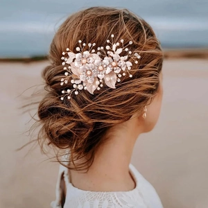 Gold Alloy Leaf Artificial Pearl Rhinestone Bridal Hair Comb Wedding Hair Clip Elegant Handmade Flower Headpiece Women Jewelry Accessory