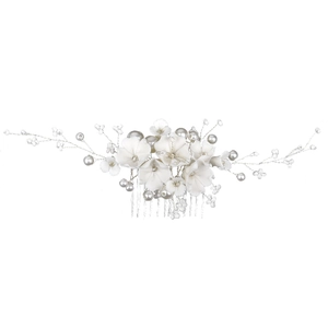 Peigne à cheveux de mariée fait main avec fleurs en céramique blanche et perles