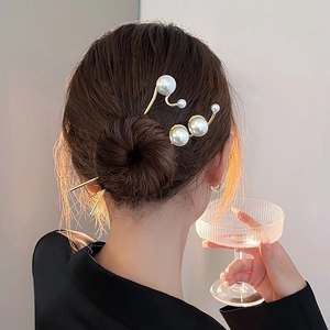 Pic à Cheveux Minimaliste en Alliage d'Or Avec Künstliche Perle d'Imitation Blanche Élégante Épingle à Cheveux en Métal pour Mariage Femme