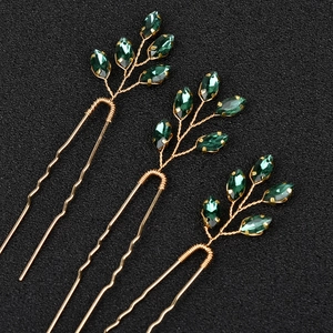 Set de 3 horquillas doradas con cristales verdes para peinados de novia elegantes
