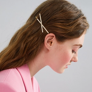 Barrettes à Cheveux Croisées en Alliage Doré avec Strass Pinces à Cheveux Minimalistes en X pour Mariage Bijoux Mode