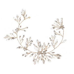 Détail de vigne de cheveux de mariée avec cristaux marquise et fil doré tissé
