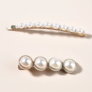Ensemble de pinces à cheveux dorées avec perles blanches brillantes pour coiffure élégante