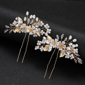 Clips de chaussures de mariée élégants avec fleurs en perles et feuilles dorées