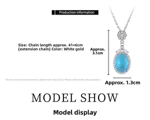 Détails du collier en argent avec pendentif saphir bleu et dimensions de 3,1x1,3 cm