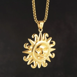 Hiphop Gold Stainless Steel Sun God Face Pendant Necklace For Men Women Vintage Religious Box Chain Fashion Jewelry