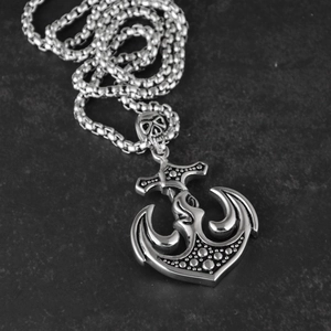 Hip-hop punk style anchor necklace with skull detail on a heavy steel curb chain
