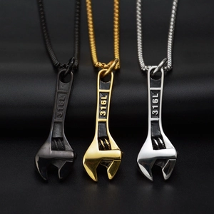 Collier Pendentif Clé Anglaise Industrielle Acier Inoxydable 316L Bijoux Hip Hop Streetwear Pour Hommes Femmes Accessoire Mode