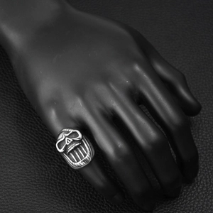 Bague tête de mort pour homme en acier titane brossé style gothique et punk rock