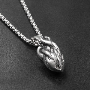 Pendentif cœur anatomique gothique en acier inoxydable vintage avec chaîne box