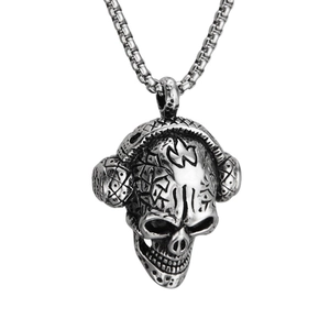 Collier Pendentif Crâne avec Casque en Acier au Titane Hip Hop Punk Argent Vintage Bijoux Streetwear pour Homme et Femme
