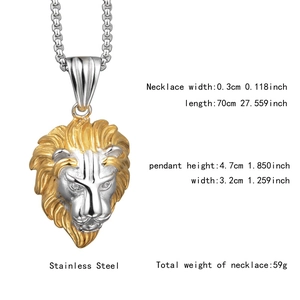 Détail macro du pendentif tête de lion bicolore avec dimensions et spécifications de poids