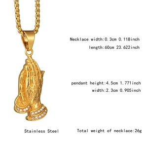 Détails du pendentif mains de prière en acier inoxydable doré avec gravure de croix