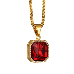 Collana hip hop dorata con pendente in rubino rosso ottagonale e bordo in zirconi bianchi