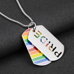 Collier avec pendentif plaque arc-en-ciel PRIDE en acier inoxydable évidé