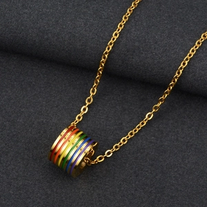 Collier hip hop avec pendentif cylindre arc-en-ciel en acier inoxydable doré pour hommes et femmes