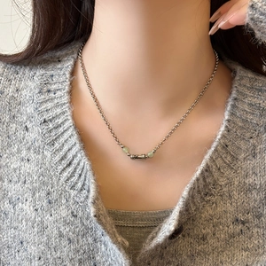 Retro Hetian jade bamboo pendant necklace for women with silver chain and green beads