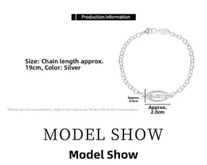 Vue détaillée du bracelet plaque ovale LOVE ME argenté avec chaîne de 19cm et mesures