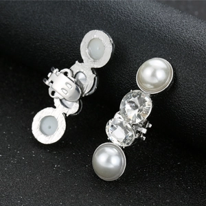 Elegant rhinestone and pearl shoe clip ornaments for high heels and bridal wedding shoes