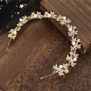 Elegant bridal leaf headband with white pearls and rhinestones on gold alloy frame