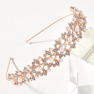 Diadème de mariée élégant en or rose avec perles et cristaux au motif floral