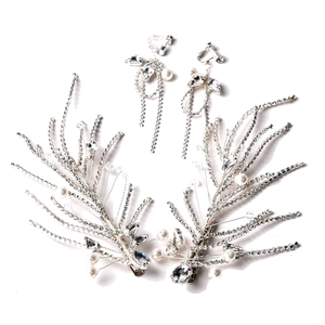 Set di fermagli e orecchini da sposa in argento con strass bianchi e perline