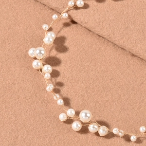 Elegante vite per capelli da sposa con perle lucide e filo di rame dorato per matrimoni