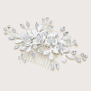 Peigne à cheveux de mariée argenté avec fleurs en strass et accents de feuilles