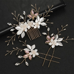 Set di accessori per capelli da sposa con fiori, strass e forcine dorate fatte a mano