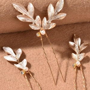 Set de 3 épingles à cheveux mariée feuilles argentées perles et strass sur pic en métal