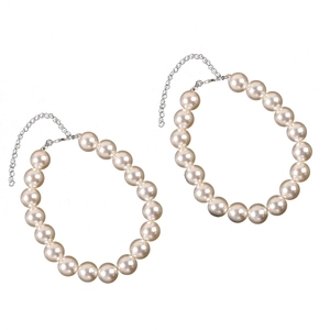 Elegant Lolita faux pearl anklet featuring an adjustable silver metal lobster clasp closure