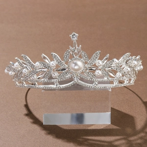 Couronne de mariée élégante en alliage d'argent avec strass brillants et perles blanches