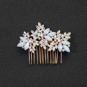 Peigne à cheveux de mariée bohème doré avec strass marquise et perles roses pour mariages