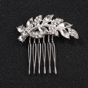 Elegante pettine per capelli da sposa argento con foglie di cristallo e strass lucidi