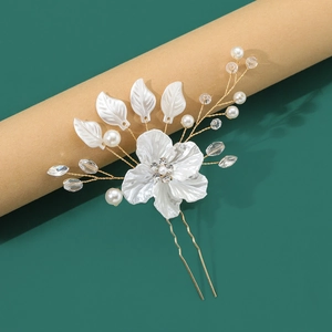 Épingle à cheveux de mariée élégante avec fleurs de perles blanches et feuilles dorées
