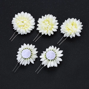 Set of 5 orange floral bridal hair pins with U-shaped metal clips and fabric petals