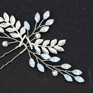 Épingle à cheveux argentée avec perles blanches et cristaux pour coiffure de mariée
